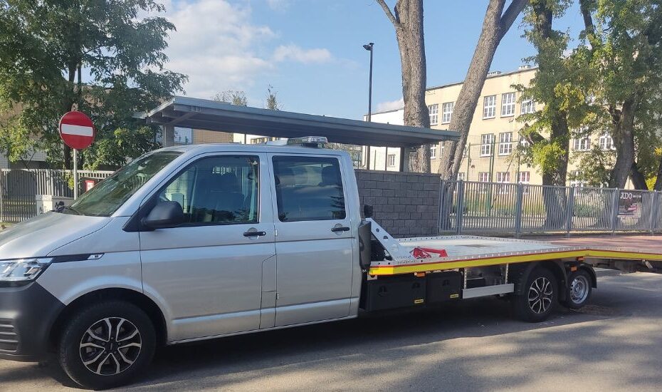 Pomoc drogowa na S8 - szybko, całodobowo i skutecznie