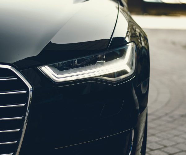 pexels-sarmad-mughal-305070